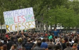 Rassemblement du mouvement Nuit Debout à Paris, place de la République, le 15 mai 2016