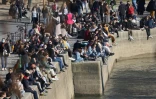Affluence sur les quais de Seine, le 28 février 2021 à Paris