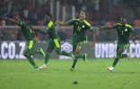 Les Lions de la Téranga su Sénégal sacrés champions d'Afrique devant l'Egypte à Yaoundé, le 6 février 2022