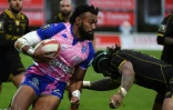L'ailier fidjien du Stade Français Waisea Nayacalevu, ici lors d'un match de Top 14 à Biarritz le 27 novembre 2021, pense à se faire vacciner