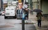 Affiche électorale d'Ulf Kristersson, chef du parti conservateur des Modérés en Suède, à Stockholm le 31 août 2018