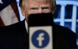 La réticence de Facebook à retirer des messages de Donald Trump il y a un an, considérés comme des soutiens aux violences policières pendant les manifestations contre le racisme systémique, avait été désavouée publiquement par des employés