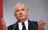 Le président du MoDem François Bayrou s'exprime lors du congrès du parti à Blois, le 24 mars 2024