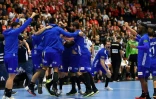 L'équipe de France de handball célèbre sa troisième place aux championnats du monde le 27 janvier 2019