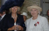 La chanteuse Vera Lynn et Camilla, la duchesse de Cornouailles, épouse du prince Charles, le 18 septembre 2005