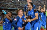 Joie d'Antoine Griezmann et des bleus lors de la demie-finale de l'Euro-2016 le 7 juillet 2016 à Marseille