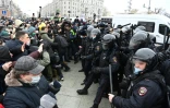 Heurts entre policiers et manifestants à Moscou le 23 janvier 2021