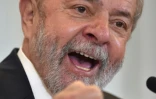 L'ex-président brésilien Luiz Inacio Lula da Silva lors d'une conférence de presse à Sao Paulo, au Brésil, le 28 mars 2016
