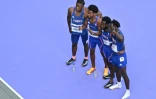 Les relayeurs français du 4x100 m Jeff Erius, Pablo Matéo, Ryan Zézé et Meba Mickael Zézé après leur qualification pour la finale, le 8 août 2024 au Stade de France