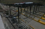 Vue aérienne d'un péage en construction détruit par une explosion à Santander de Quilichao, en Colombie, le 8 août 2026 