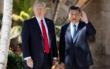 Le président américain Donald Trump (g) et son homologue chinois Xi Jinping à Mar-a-Lago, le 7 avril 2017 à West Palm Beach, en Floride