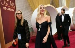 L'actrice Margot Robbie sur le tapis rouge de la 92e cérémonie des Oscars, le 9 février 2020 à Hollywood, en Californie