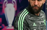 L'attaquant Karim Benzema arrive à l'entraînement du Real Madrid le 16 mai 2023 à l'Etihad Stadium à Manchester