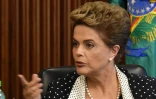 La présidente du Brésil, Dilma Rousseff lors d'une réunion sur les mesures à prendre pour lutter contre le virus Zika, le 1er février 2016 à Brasilia