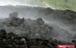 Jeudi 31 janvier 2008 - 
La route des laves noyée sous l'épais brouillard généré par la vapeur d'eau