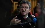 Le chef de file de La France Insoumise (LFI) Jean-Luc Melenchon commente sa condamnation à trois mois de prison avec sursis le 9 décembre au tribunal de Bobigny