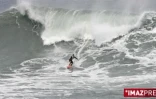 Dimanche 10 Février 2008

Surf par temps de forte houle sur le spot de la Follette au Port