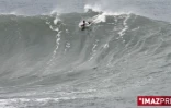 Dimanche 10 Février 2008

Surf par temps de forte houle sur le spot de la Follette au Port
