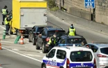 La police contrôle les automobilistes sur le périphérique parisien, le 4 avril 2020