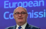 L'Irlandais Phil Hogan (PPE, droite), commissaire européen sortant à l'Agriculture, est nommé au Commerce, un poste sensible où il aura la responsabilité de gérer les tensions commerciales avec les Etats-Unis et de négocier un accord de libre-échange avec le Royaume-Uni après le Brexit