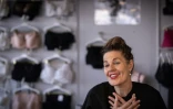 La directrice générale déléguée d'Aubade Martina Brown dans le siège de la marque à Paris, le 4 janvier 2019