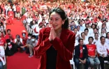 La leader du parti Pheu Thai, Paetongtarn Shinawatra, lors de son dernier meeting de campagne à Bangkok, le 12 mai 2023