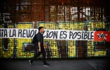 "La révolution est possible" proclame ce graffiti sur un mur de Santiago le 3 novembre 2019
