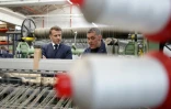 Emmanuel Macron, sur le futur site d'une entreprise de géotextile, à Laroque-d'Olmes le 27 avril 2026