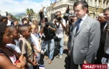 Jeudi 27 Mars 2008

Yves Jego, nouveau secretaire d Etat a l outremer, est arrive en fin de matinee dans l ile pour son premier deplacement