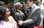 Jeudi 27 Mars 2008

Yves Jego, nouveau secretaire d Etat a l outremer, est arrive en fin de matinee dans l ile pour son premier deplacement