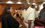 Mercredi 2 Avril 2007

le colonel bacar et ses hommes à leur arrivée au tribunal administratif