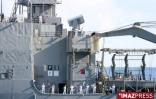 Vendredi 11 Avril 2008
Le bateau de guerre américain USS Ashland à son arrivée au port est