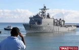 Vendredi 11 Avril 2008
Le bateau de guerre américain USS Ashland à son arrivée au port est