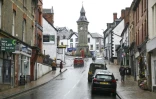 Le centre ville de Knighton, une ville à cheval entre le Pays de Galles et l'Angleterre, le 21 octobre 2020