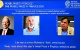 Les trois lauréats du prix Nobel de physique (de g à d): l'Américano-japonais Syukuro Manabe, l'Allemand Klaus Hasselmann et l'Italien Giorgio Parisi apparaissent sur l'écran de l'Académie royale des sciences de Suède à Stockholm, le 5 octobre 2021