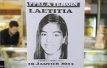 Appel à témoin concernant la disparition de Laetitia Perrais affiché  le 22 janvier 2011 sur la porte d'une boulangerie de Pornic