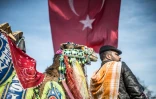 Un chameau entre dans l'arène pour combattre à Selcuk, le 19 janvier 2019 en Turquie