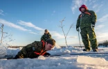Entraînement de l'armée canadienne à Yellowknife, dans les Territoires du Nord-Ouest au Canada, le 23 janvier 2025
