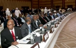 Cérémonie de signature de l'accord entre représentants de la junte tchadienne et une quarantaine de groupes d'opposition, le 8 août 2022 à Doha, au Qatar
