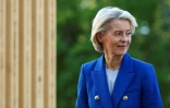 La présidente de la Commission européenne, Ursula von der Leyen, assiste à la cérémonie d'accueil officielle organisée dans le cadre du sommet du G7, à Evian, dans l'est de la France, le 15 juin 2026