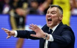 L'entraîneur de Fenerbahçe Sarunas Jasikevicius, lors de la finale d'Euroligue, le 25 mai 2025 à Abou Dhabi