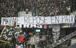 Des supporterts du PSG ont déployé lors du déplacement au Havre le 3 décembre 2023 une banderole en hommage à Maxime, supporter du FC Nantes tué lors d'une altercation avant le match contre Nice la veille