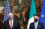 Le secrétaire d'Etat américain Mike Pompeo rencontre le Premier ministre italien Giuseppe Conte à Rome le 30 septembre 2020