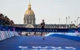 La Française Cassandre Beaugrand à l'arrivée du triathlon féminin des Jeux, le 31 juillet 2024 à Paris