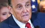 L'ancien avocat de Donald Trump, Rudy Giuliani, lors d'une conférence de presse le 19 novembre 2020