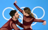 Les Français Gabriella Papadakis et Guillaume Cizeron à l'entraînement avant l'épreuve de danse sur glace des Jeux olympiques de Pékin, le 9 février 2022