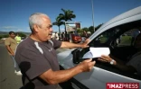 Vendredi 29 Août 2008

Distribution de tracts par le collectif Agir pou nout tout