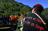 Lors d'un rassemblement d'opposants aux ours dans les Pyrénées, à Aulus-les-bains, en Ariège, le 4 juillet 2020