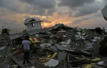 Coucher de soleil sur l'une des villes les plus touchées par le tremblement de terre en Equateur, Pedernales, le 17 avril 2016