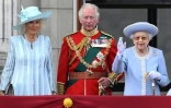 Charles, aux côtés de son épouse Camilla (à gauche) et de la reine Elizabeth II, le 2 juin 2022 à Buckingham Palace
